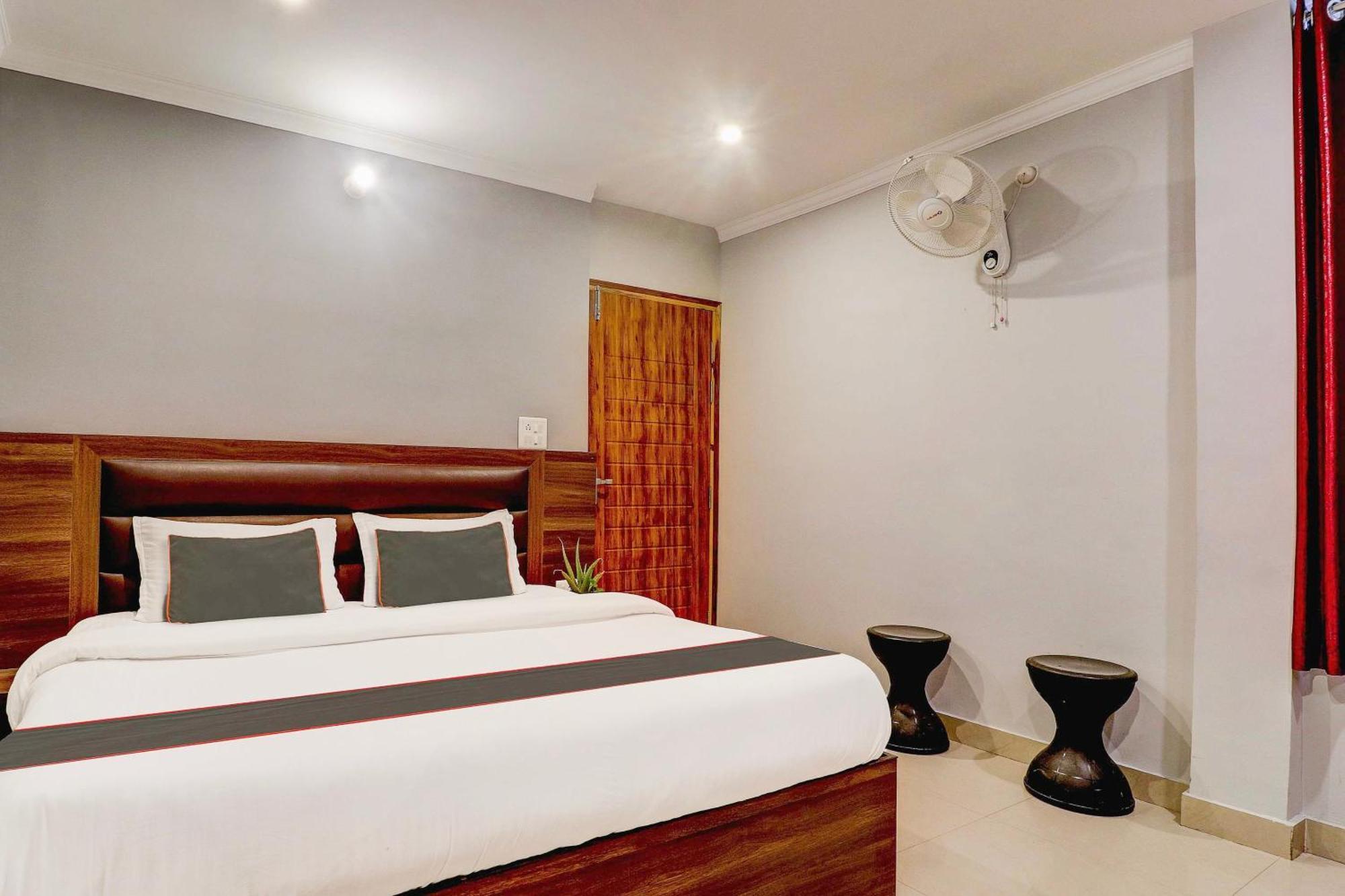 Collection O Vinayak View King Hotel & Restaurant Naini Tāl Exterior foto