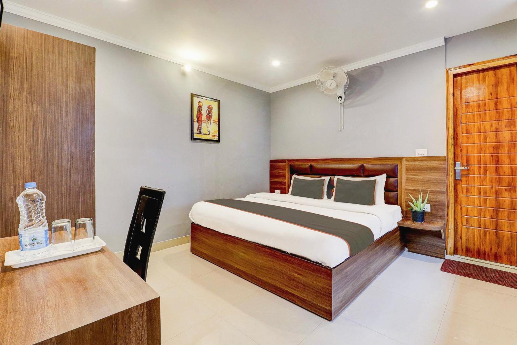 Collection O Vinayak View King Hotel & Restaurant Naini Tāl Exterior foto